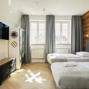 Apartment Solny Square ***